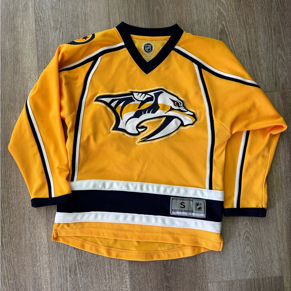 Nashville Predators NHL Authentic Hockey Jersey with Logo
